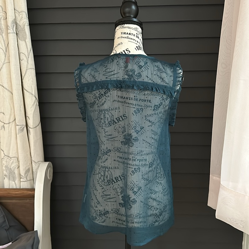 ModCloth Top - Picture 2 of 3
